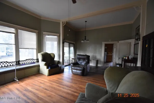 $80,000 | 100 West Gleason Street, Schlater, MS 38952