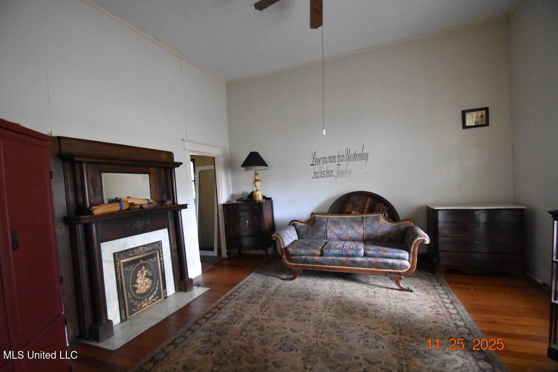 100 West Gleason Street Schlater, MS 38952 - Photo 7 of 10 60F7E987-057E-431F-86BD-6C62FF7BCCAB_1_1