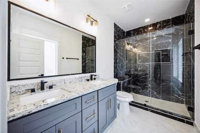 $2,365 | 4601 Newberry Street, Unit A, Houston, TX 77051