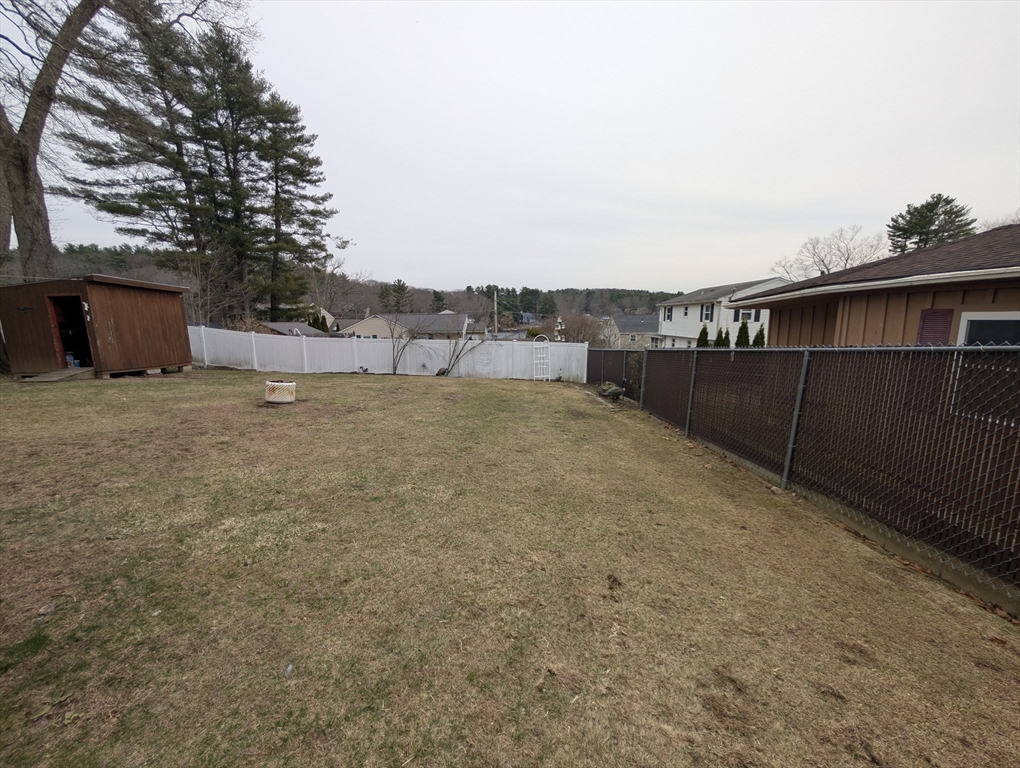 72 Park Road Charlton, MA 01507 - Photo 18 of 41