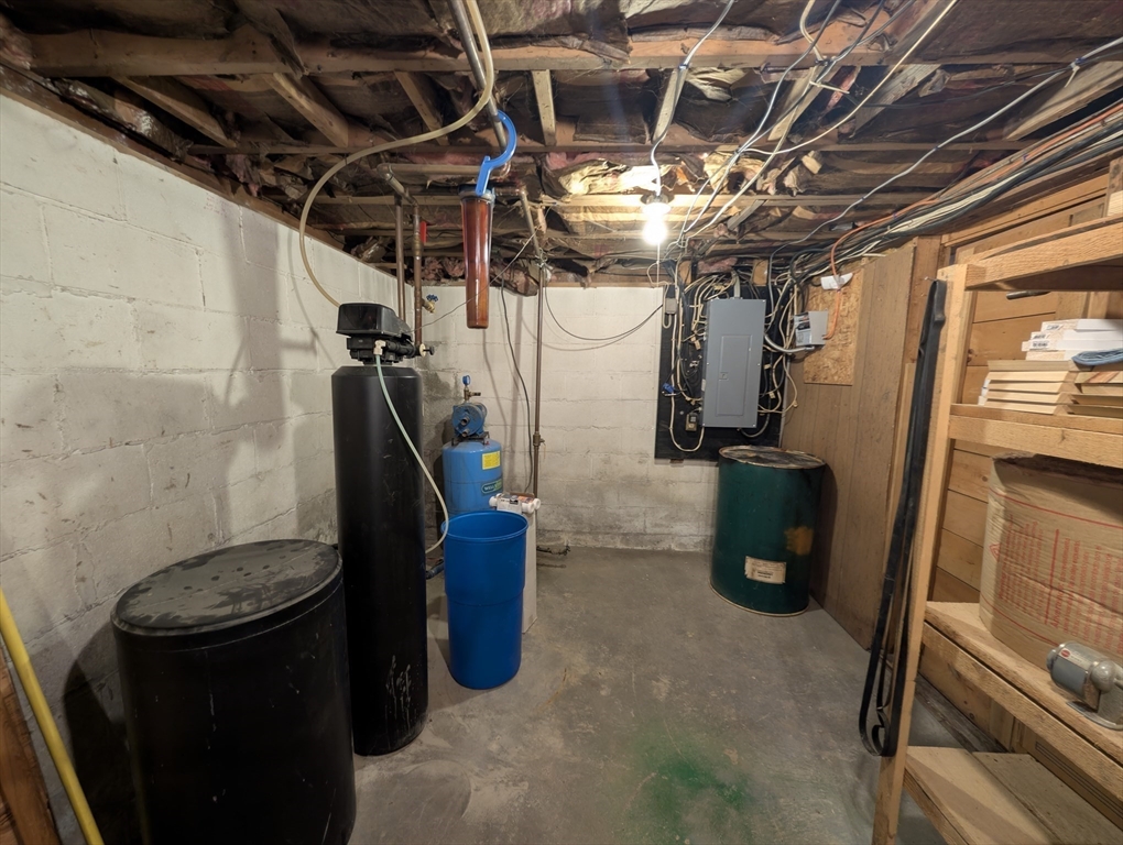 72 Park Road Charlton, MA 01507 - Photo 32 of 41