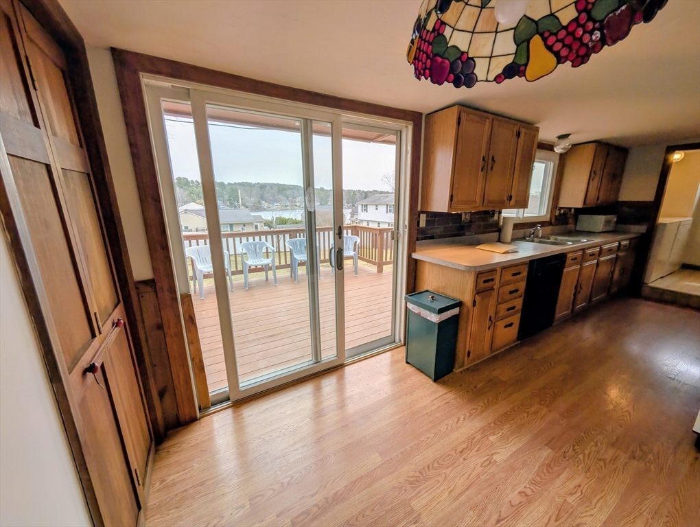 72 Park Road Charlton, MA 01507 - Photo 7 of 41