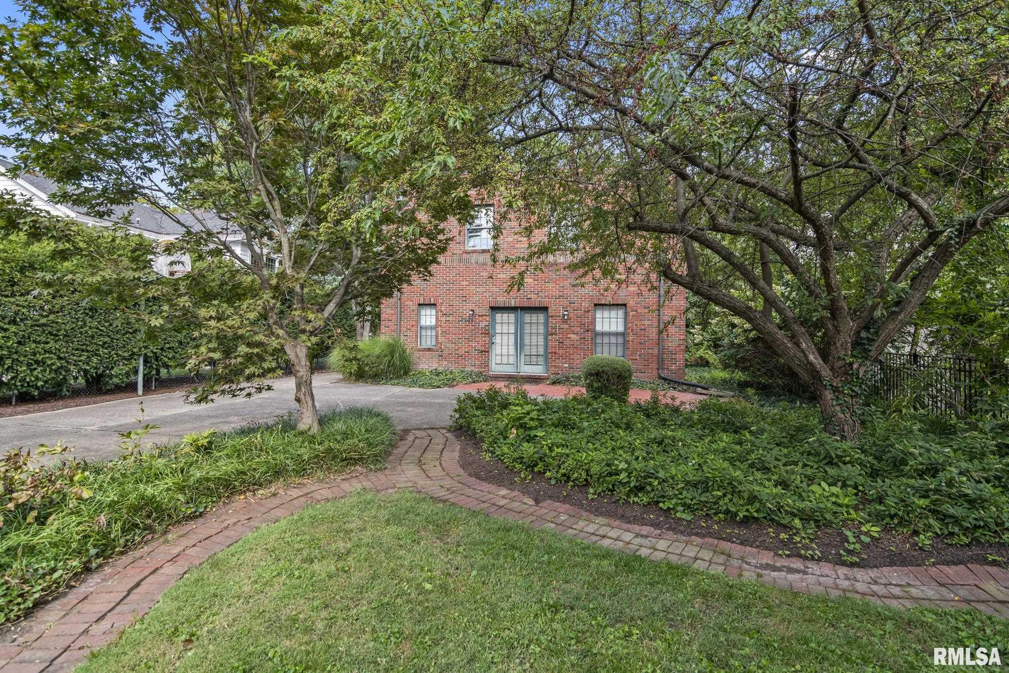 1511 South Bates Avenue Springfield, IL 62704 - Photo 3 of 39