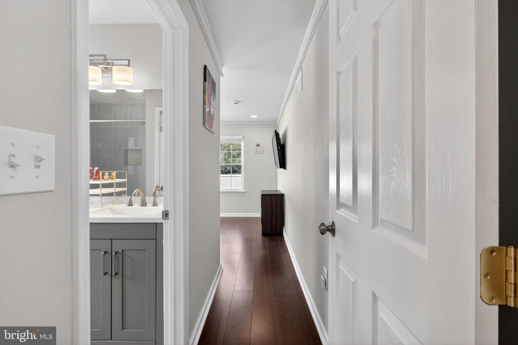 114 Sunset Drive Mount Royal, NJ 08061 - Photo 17 of 74 Inviting hallway with modern touches.