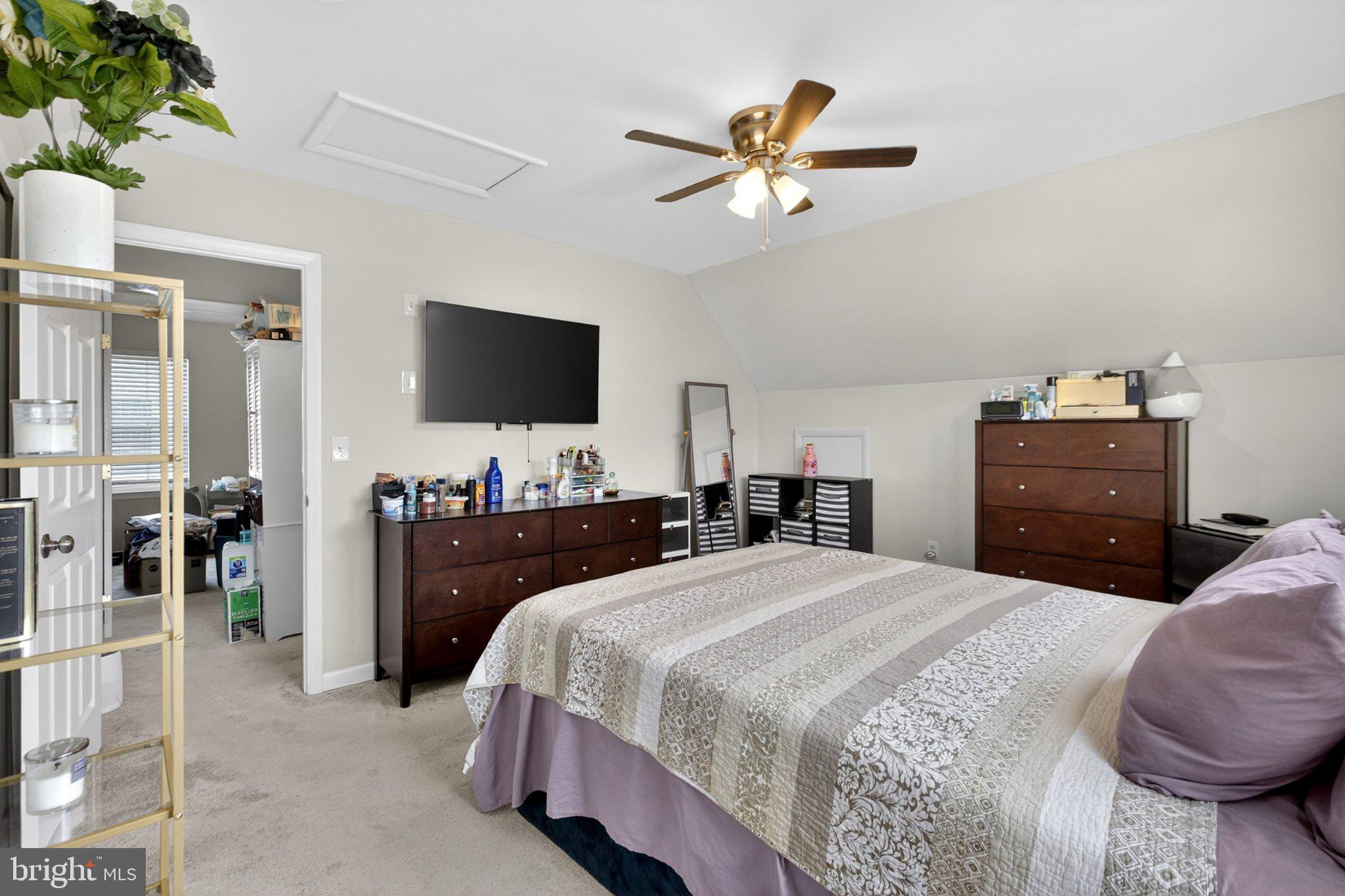 114 Sunset Drive Mount Royal, NJ 08061 - Photo 32 of 74 Cozy bedroom with modern charm.