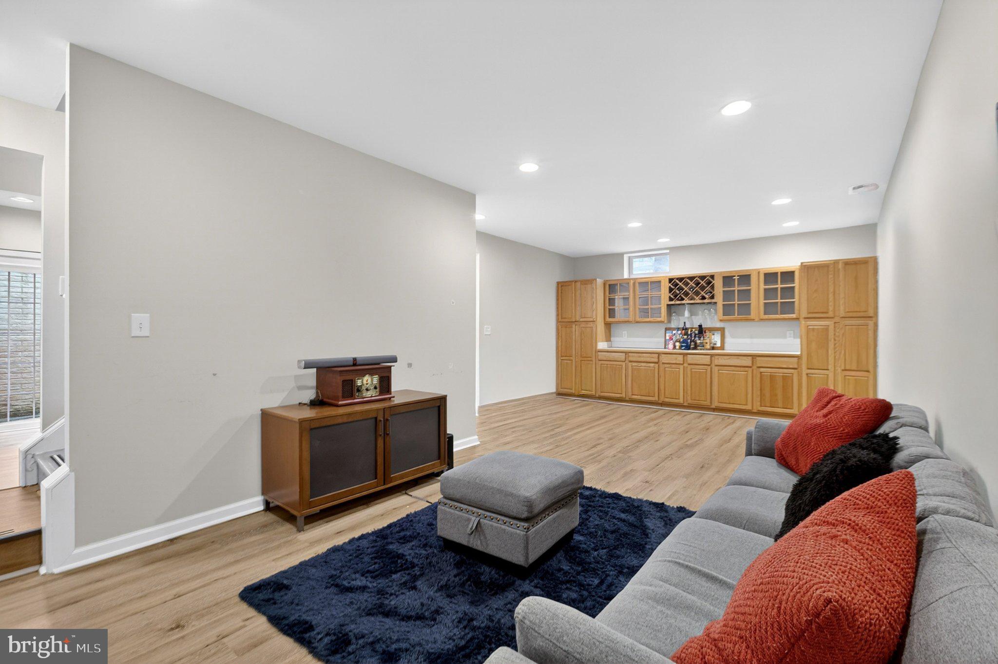 114 Sunset Drive Mount Royal, NJ 08061 - Photo 44 of 74 Spacious living area with warm tones.