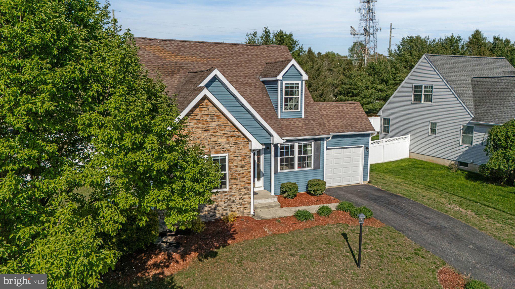 114 Sunset Drive Mount Royal, NJ 08061 - Photo 60 of 74 Charming home with lush greenery.