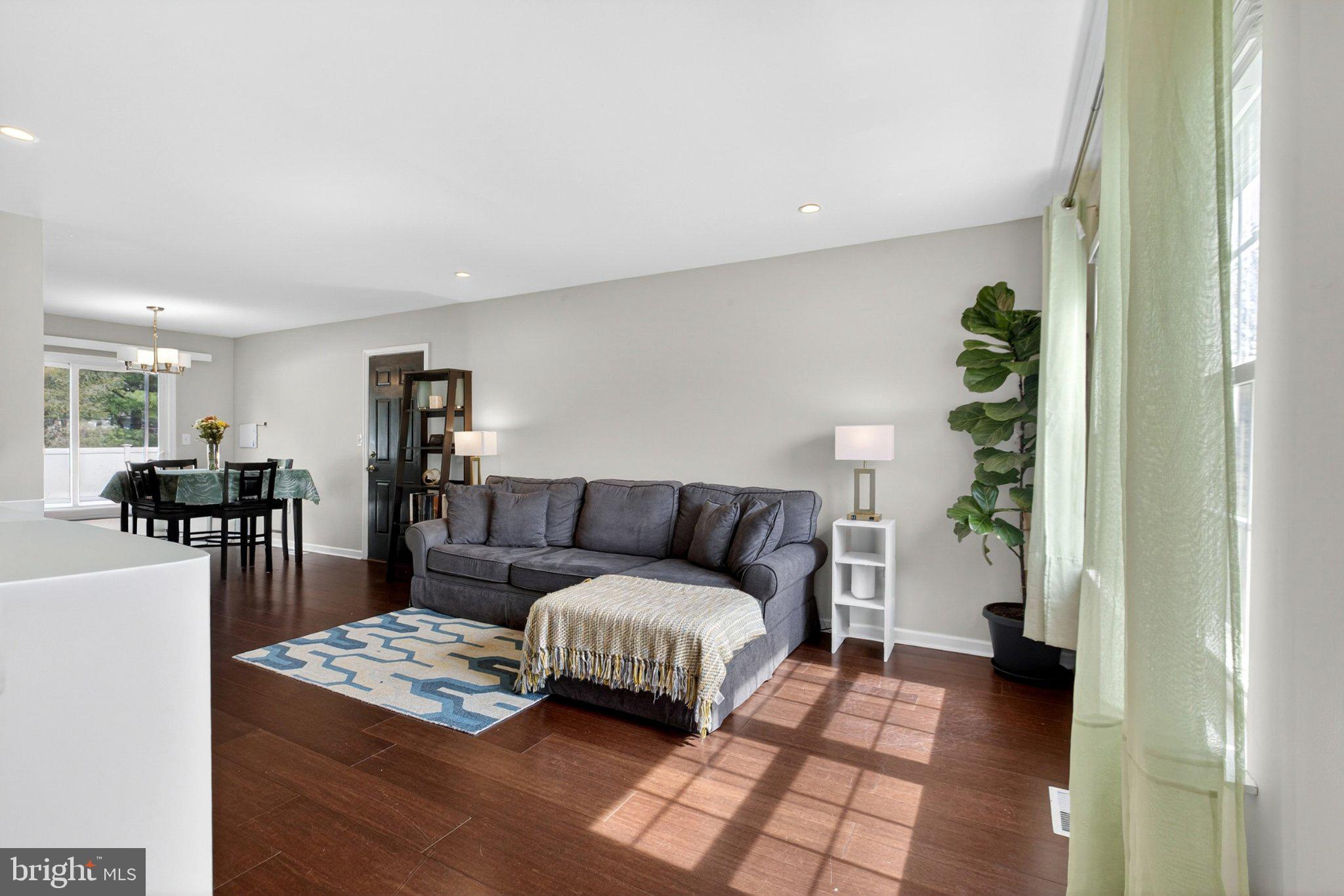 114 Sunset Drive Mount Royal, NJ 08061 - Photo 10 of 74 Bright and inviting living space.