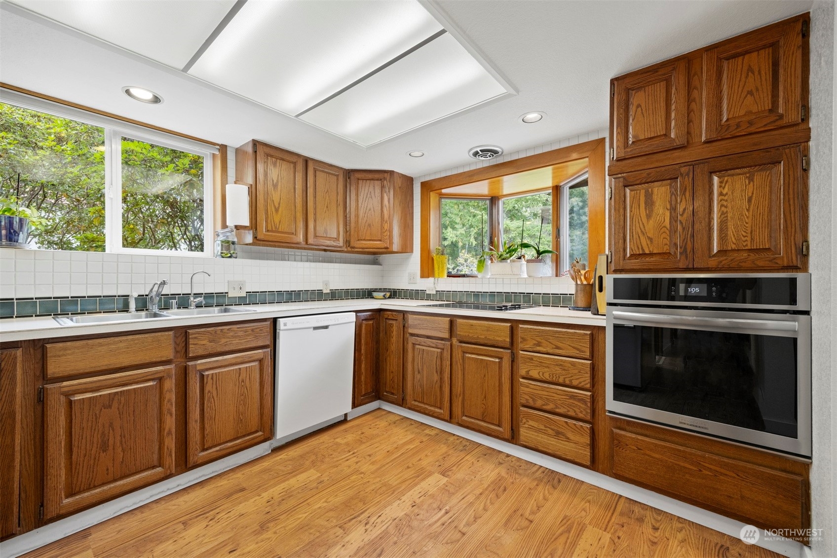 1607 Kelly Road Bellingham, WA 98226 - Photo 16 of 40