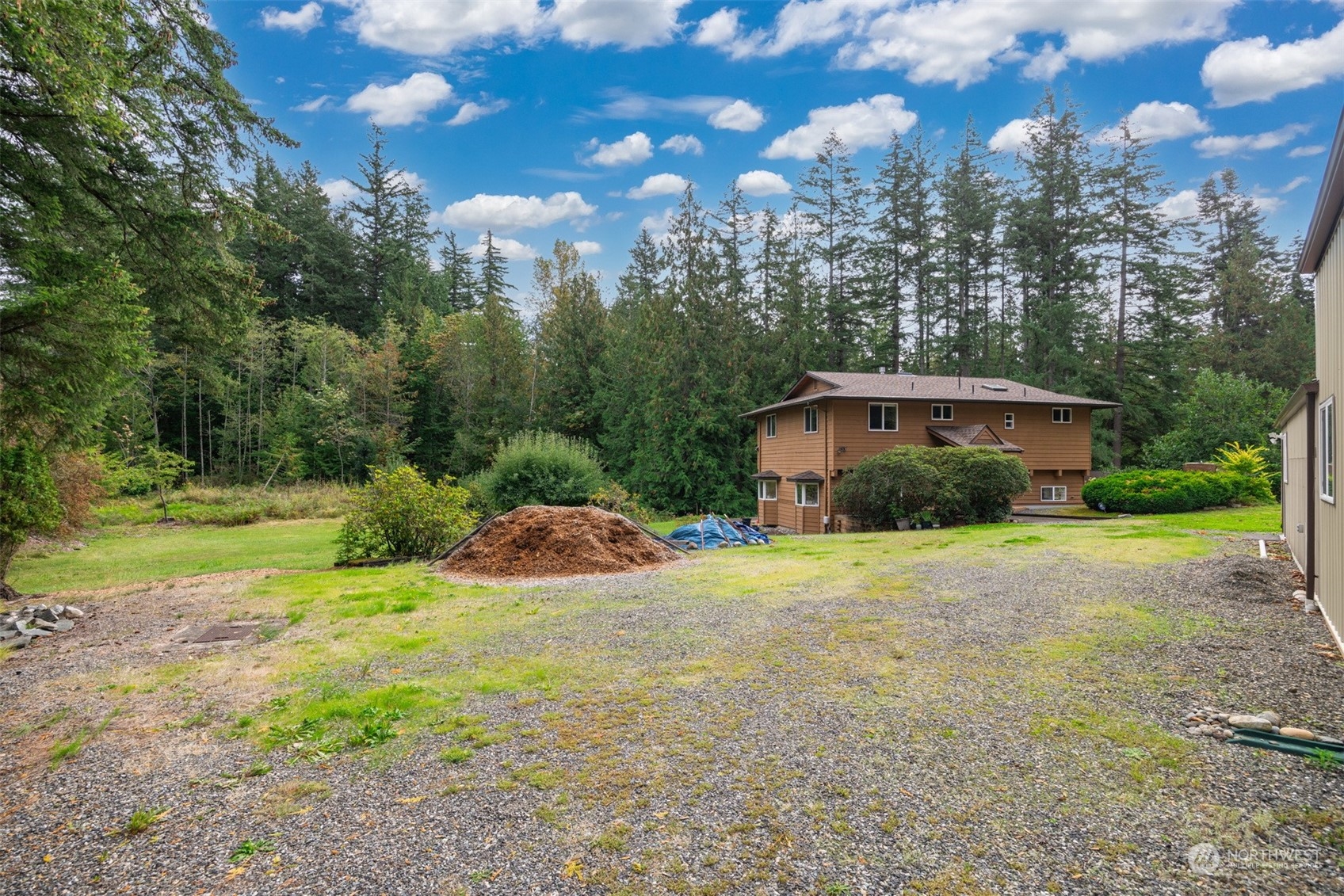 1607 Kelly Road Bellingham, WA 98226 - Photo 33 of 40