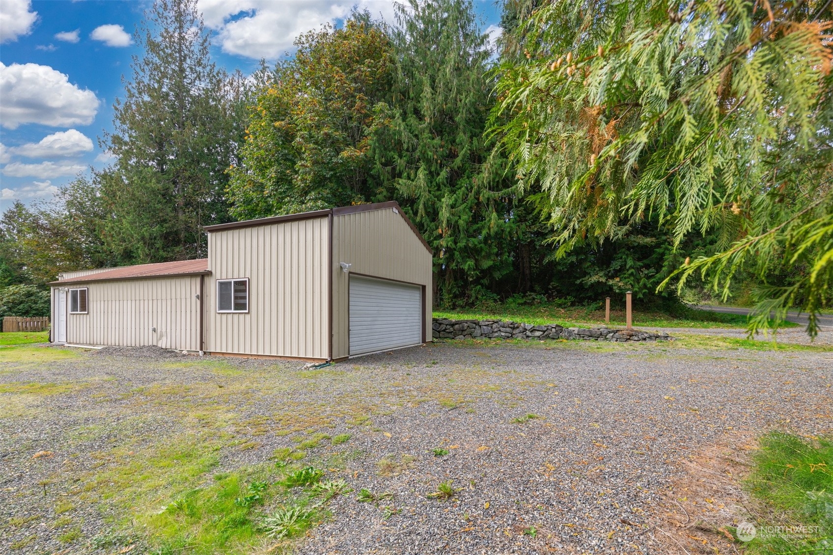 1607 Kelly Road Bellingham, WA 98226 - Photo 34 of 40