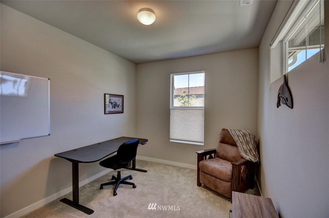 2118 Mayes Road Southeast Lacey, WA 98503 - Photo 12 of 33 Gallery Image 12
