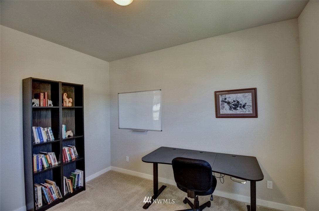2118 Mayes Road Southeast Lacey, WA 98503 - Photo 13 of 33 Gallery Image 13