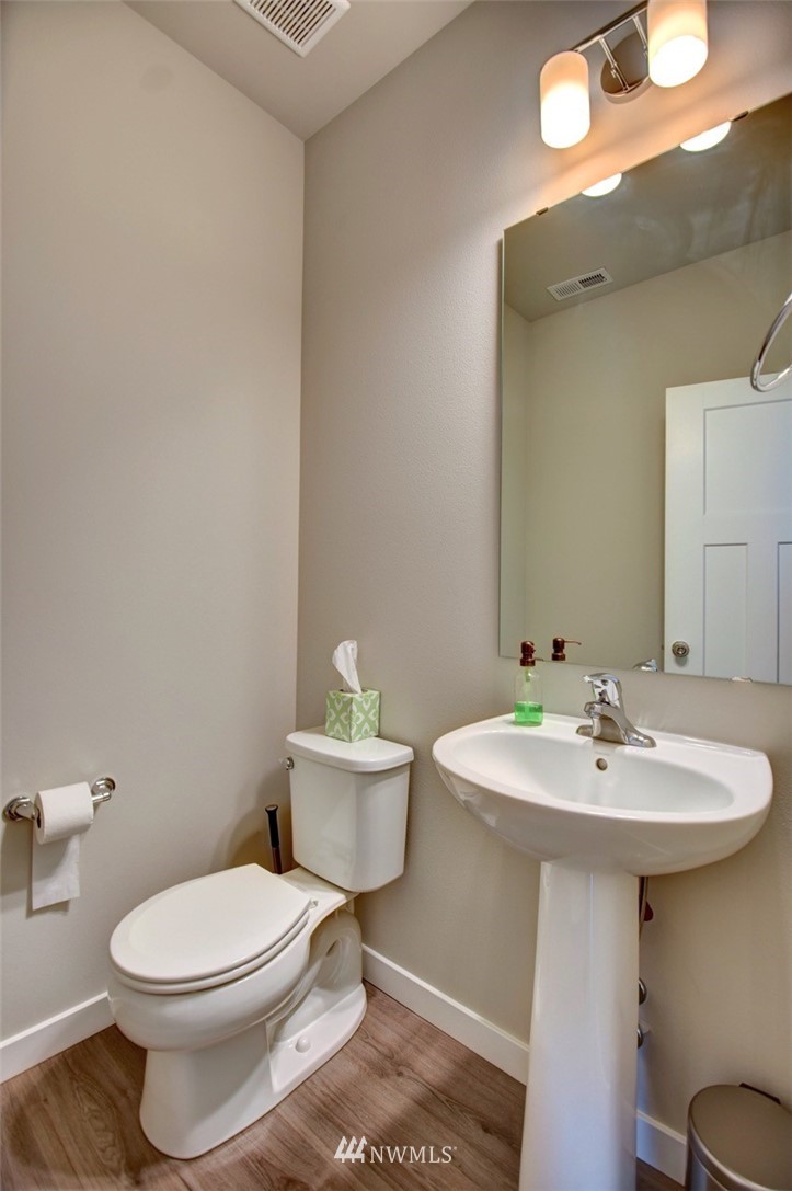 2118 Mayes Road Southeast Lacey, WA 98503 - Photo 14 of 33 Gallery Image 14
