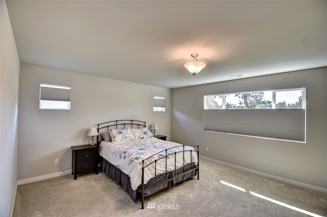 2118 Mayes Road Southeast Lacey, WA 98503 - Photo 19 of 33 Gallery Image 19