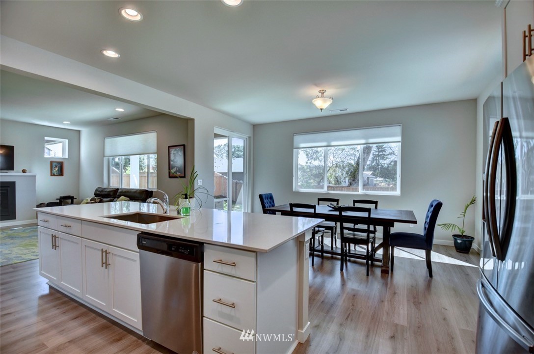 2118 Mayes Road Southeast Lacey, WA 98503 - Photo 8 of 33 Gallery Image 8