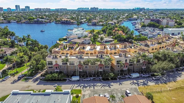 $1,899,000 | 2254 Southeast 7th Street, Pompano Beach, FL 33062