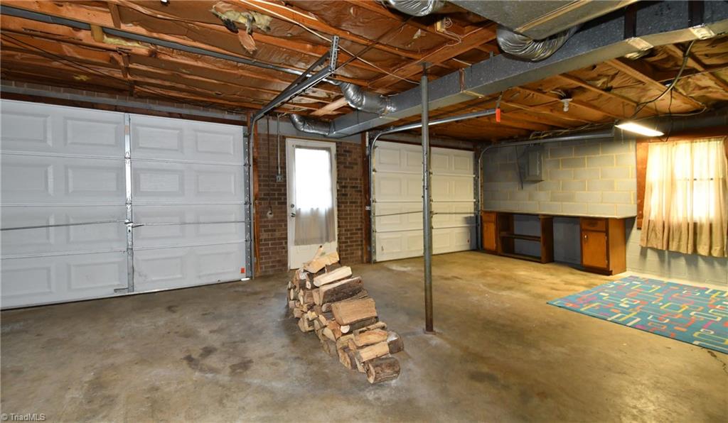 6106 Skylark Road Pfafftown, NC 27040 - Photo 14 of 20 Gallery Image 14