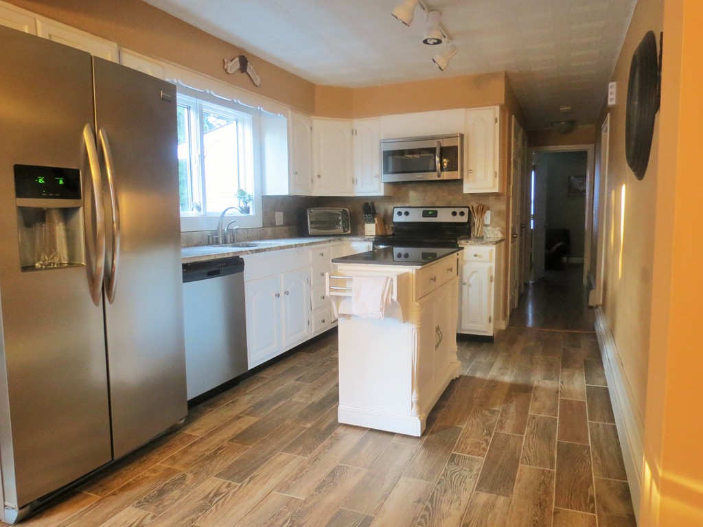 49 Deepdale Road Worcester, MA 01606 - Photo 5 of 18 Gallery Image 5