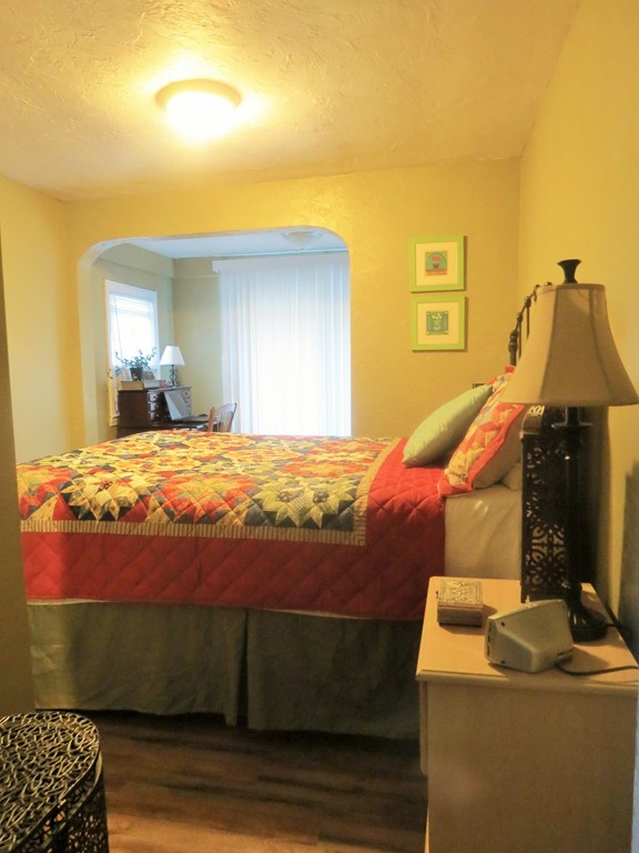 49 Deepdale Road Worcester, MA 01606 - Photo 10 of 18 Gallery Image 10