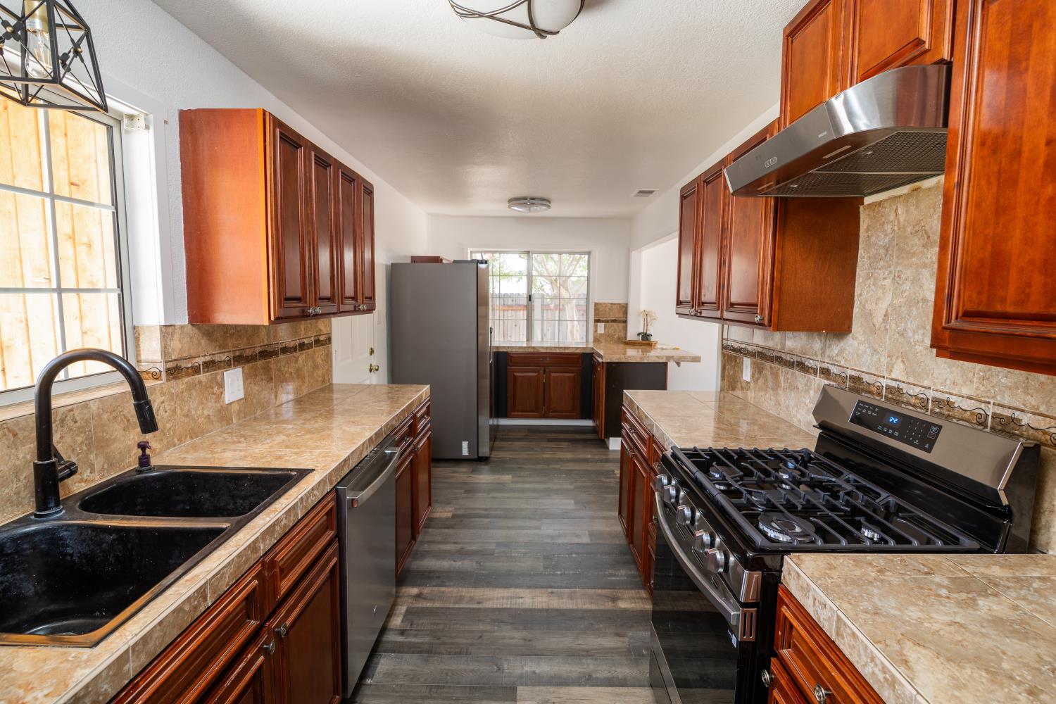 4537 Engle Road Sacramento, CA 95821 - Photo 21 of 50