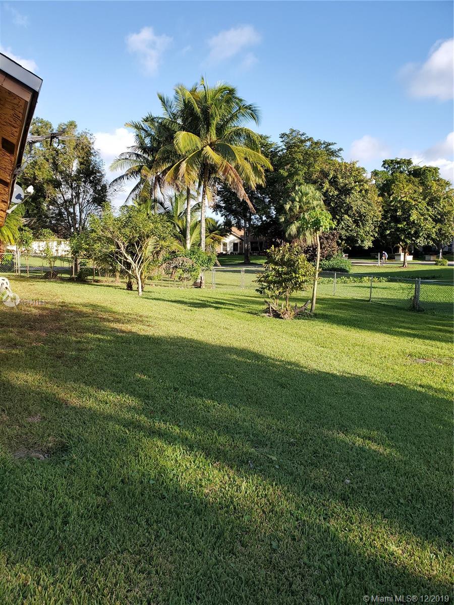 4711 Southwest 133rd Avenue Southwest Ranches, FL 33330 - Photo 28 of 35 Gallery Image 28