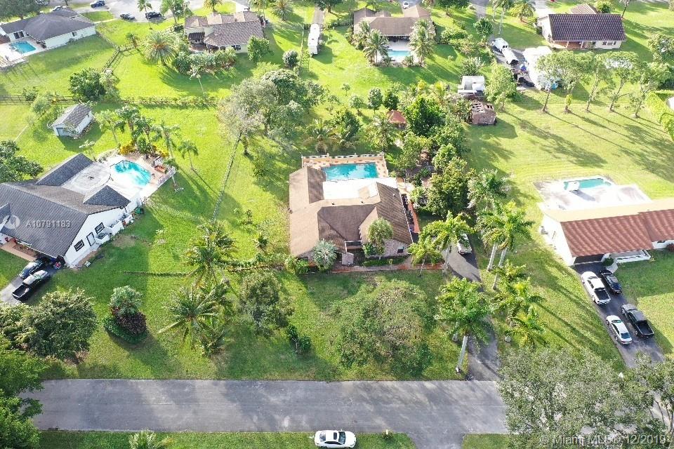 4711 Southwest 133rd Avenue Southwest Ranches, FL 33330 - Photo 34 of 35 Gallery Image 34