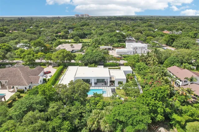 $7,595,000 | 6175 Southwest 128th Street, Pinecrest, FL 33156
