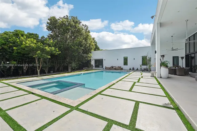 $7,595,000 | 6175 Southwest 128th Street, Pinecrest, FL 33156