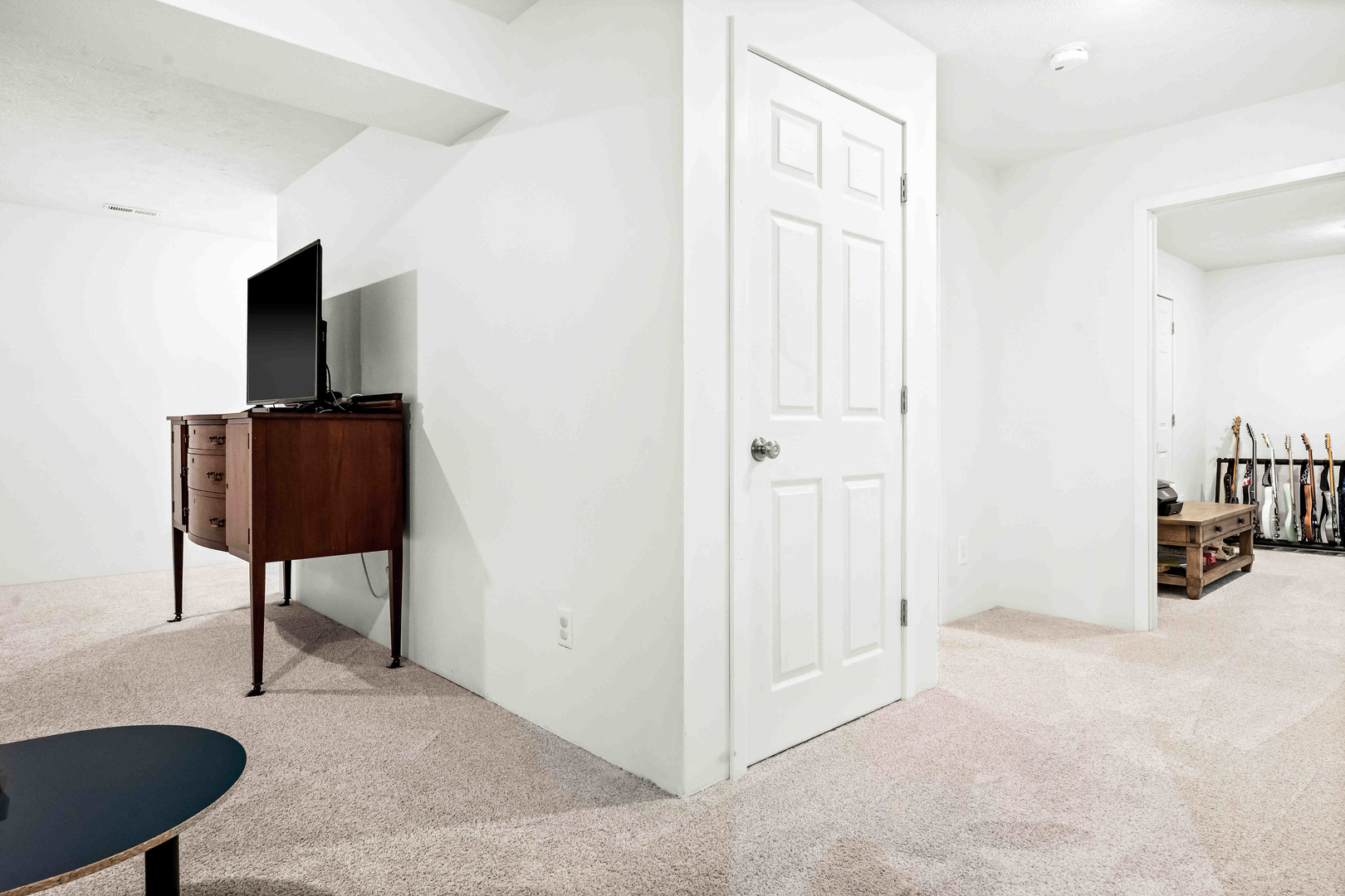 3615 Silverado Trail Normal, IL 61761 - Photo 32 of 37 a view of a livingroom with furniture and a flat screen tv