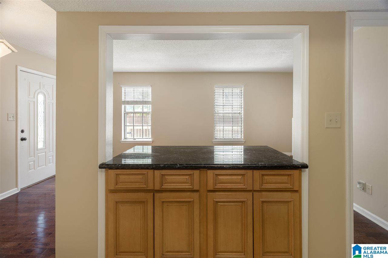 8760 Thomas Drive Leeds, AL 35094 - Photo 9 of 24