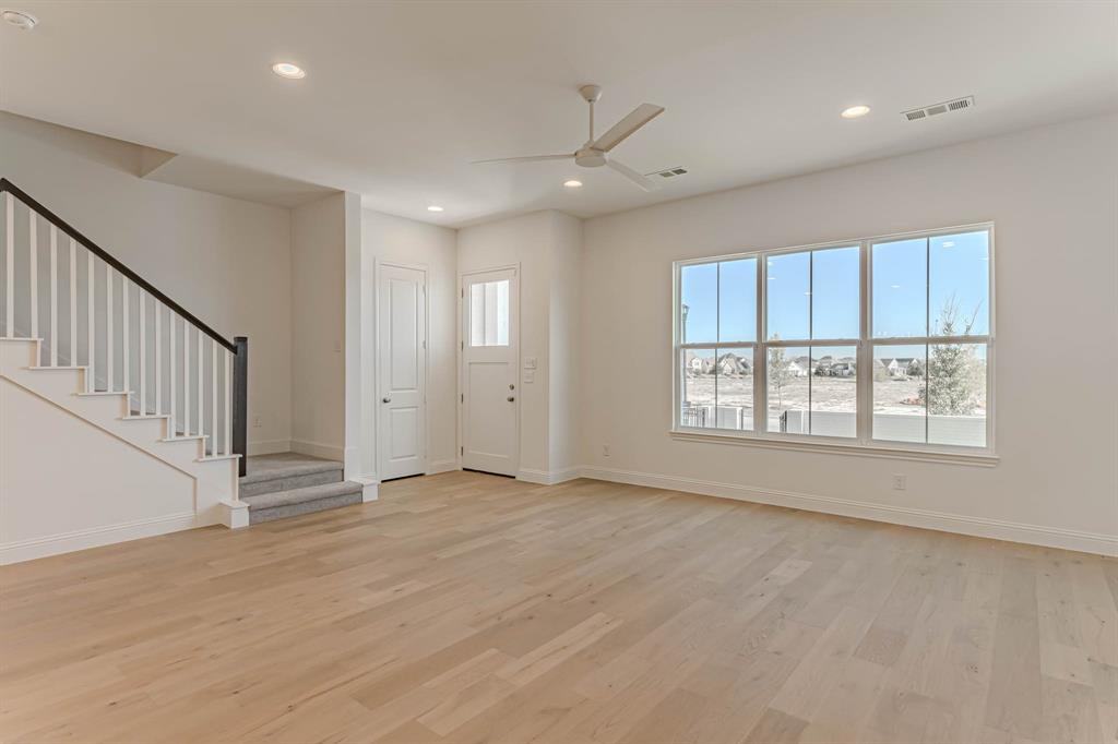 2136 Village Walk Lane Aledo, TX 76008 - Photo 7 of 38