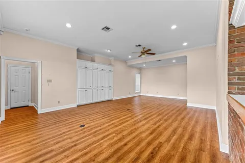 $425,000 | 513 Orchard Drive, Lake Charles, LA 70605
