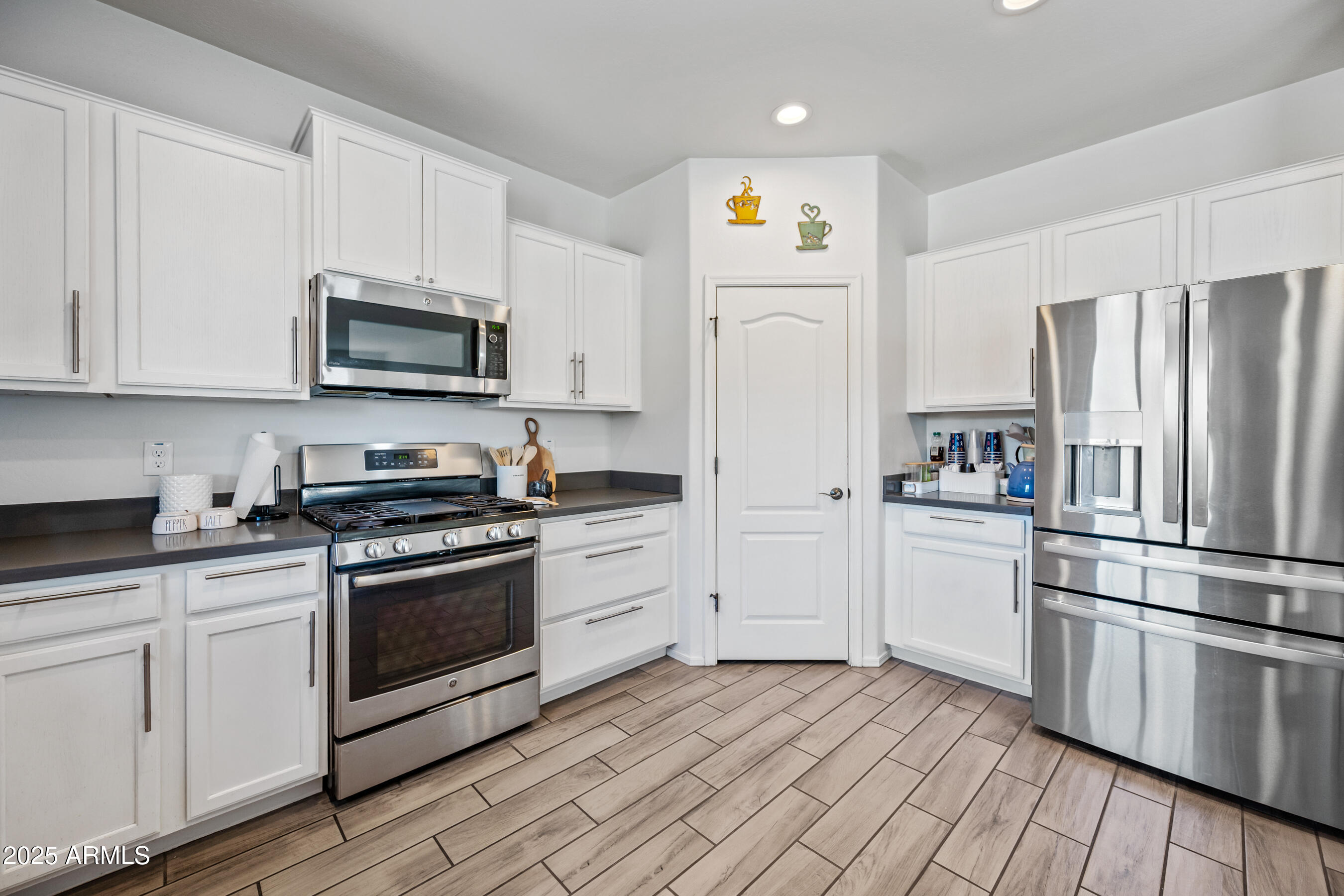 2776 East Mews Road Gilbert, AZ 85298 - Photo 20 of 80 Kitchen