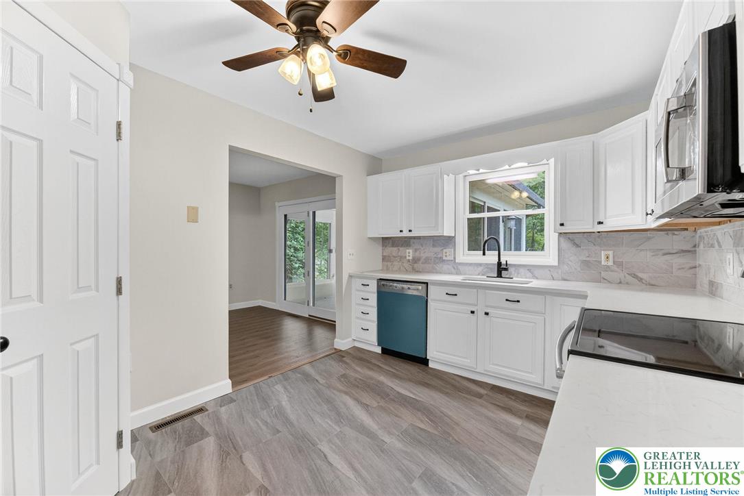 60 Ginkgo Road Palmerton, PA 18071 - Photo 3 of 33 Gallery Image 3
