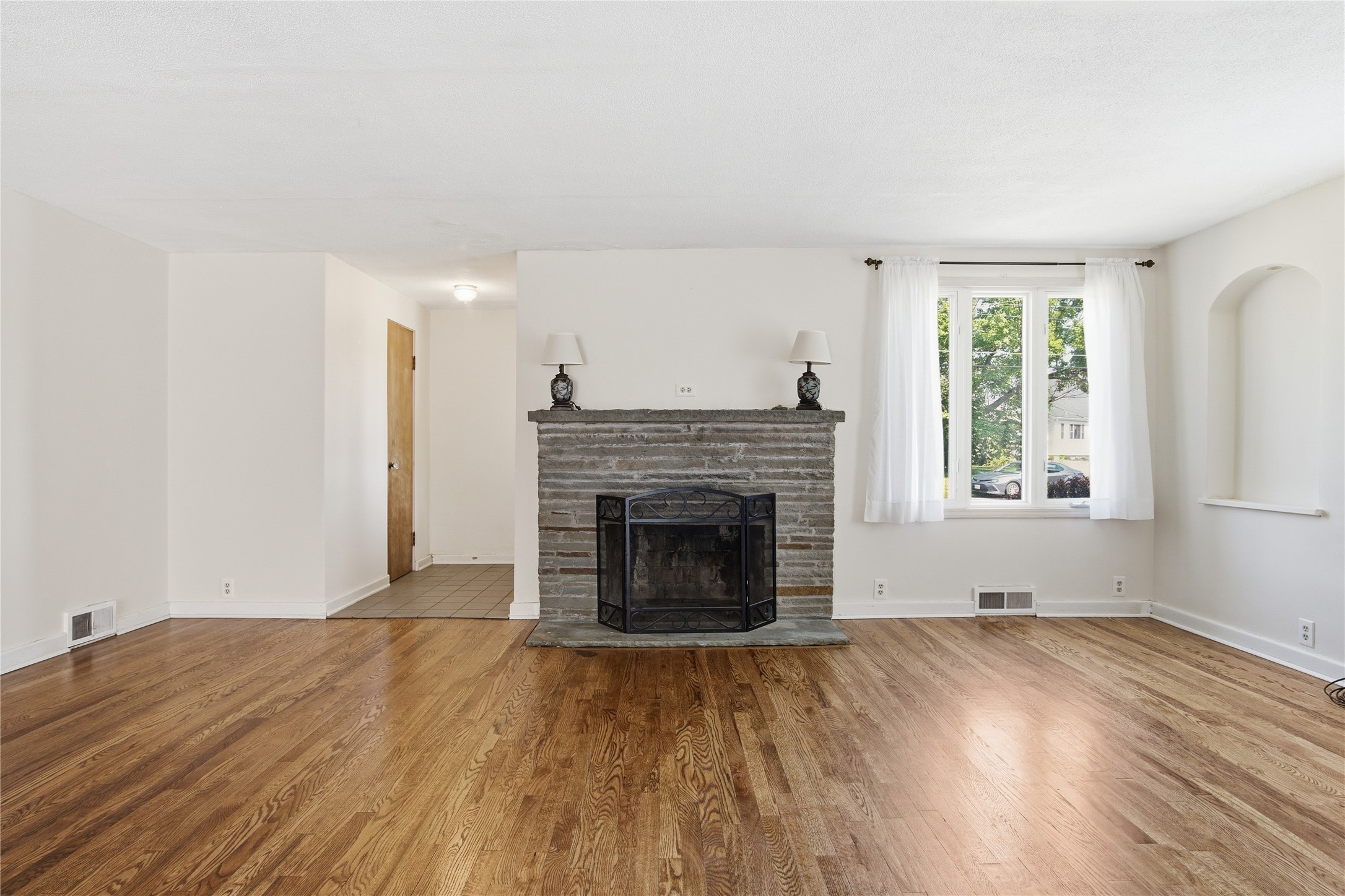 233 Wright Road Vestal, NY 13850 - Photo 9 of 49