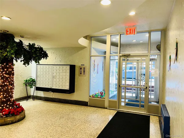$129,000 | 1332 Metropolitan Avenue, Unit 6A | Parkchester