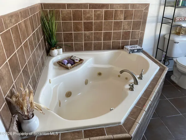 $285,000 | 1726-1728 Washburn Street, Scranton, PA 18504