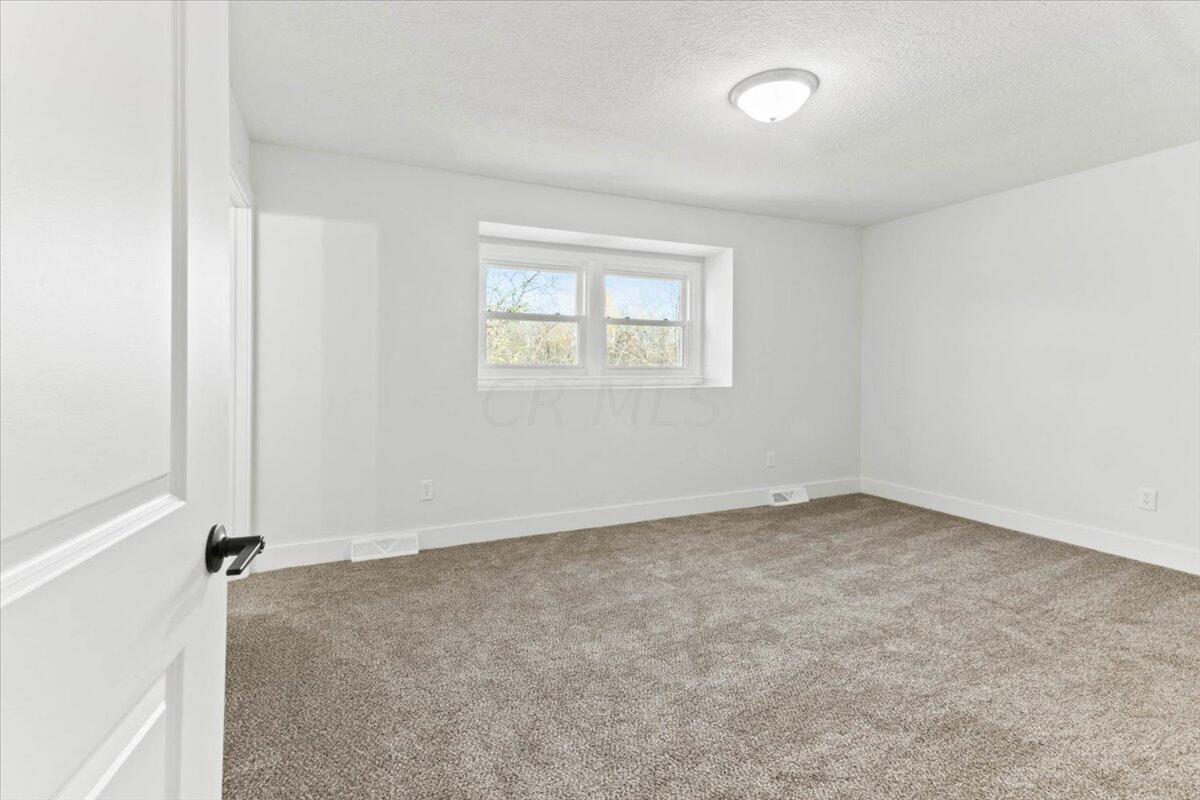 7510 Wells Road Plain City, OH 43064 - Photo 11 of 37 14-Bedroom 1