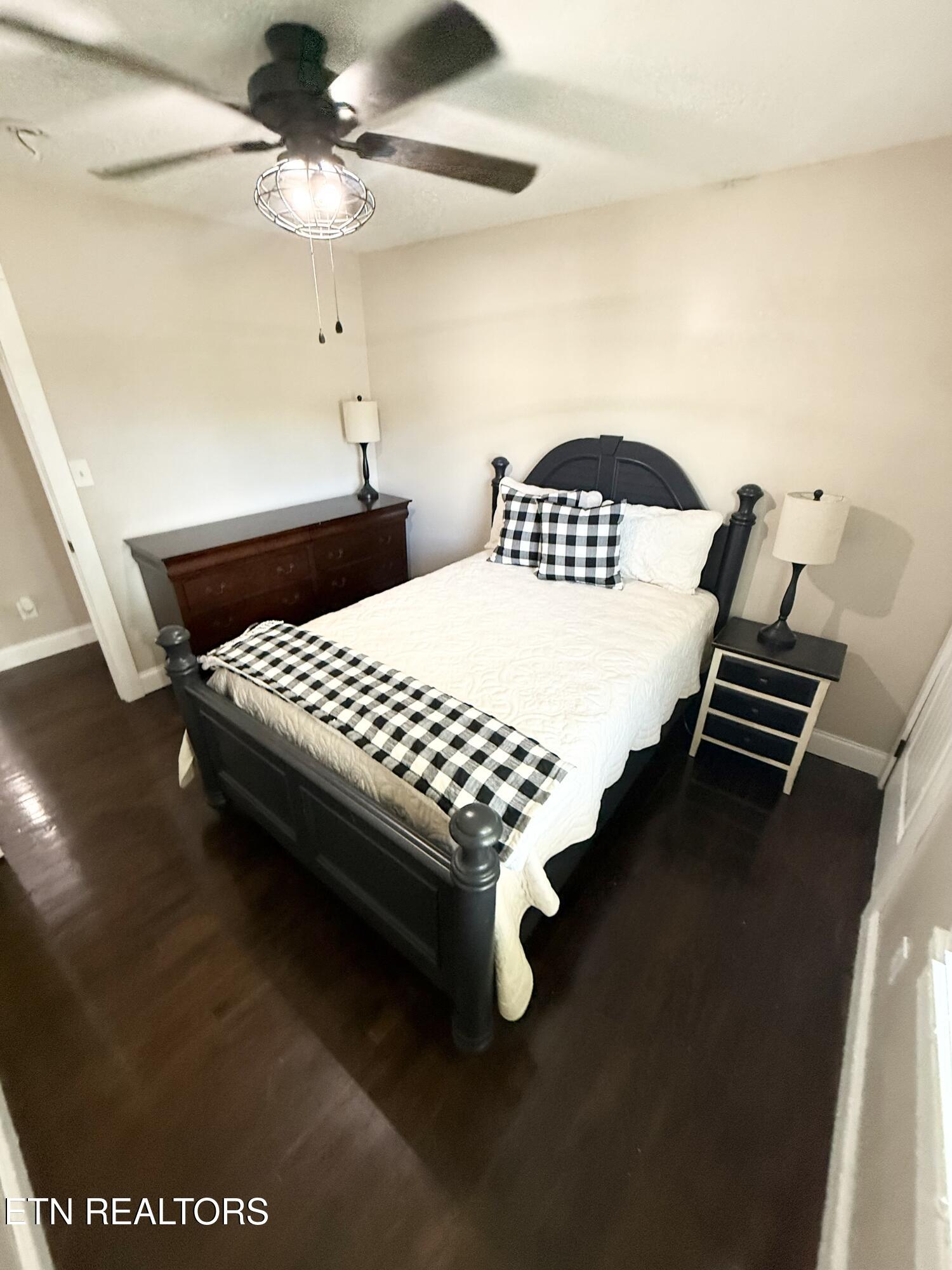 925 Medaris Street Clinton, TN 37716 - Photo 51 of 52 IMG_3851