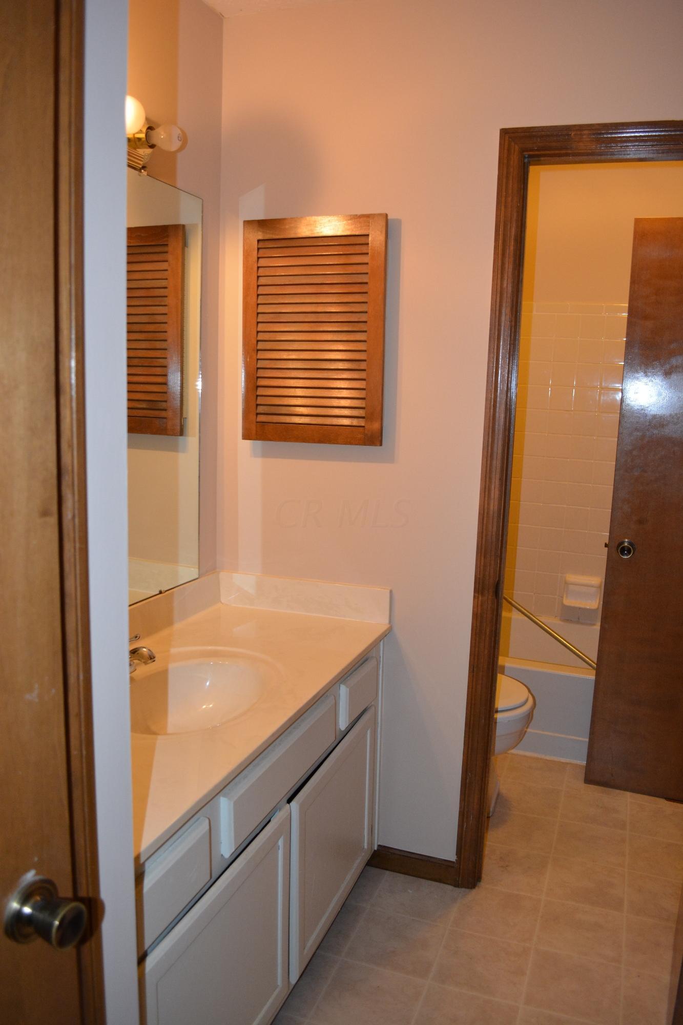 5244 Timberline Road, Unit 139 Columbus, OH 43220 - Photo 21 of 25
