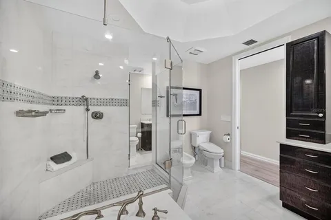 $2,995,000 | 415 L L Ambiance Drive, Unit C403, Longboat Key, FL 34228