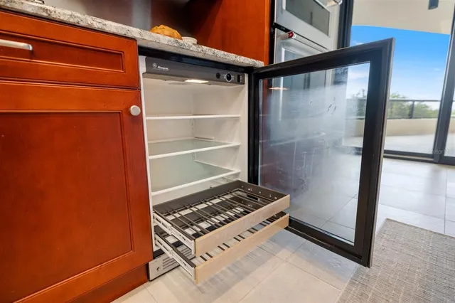 $2,995,000 | 415 L L Ambiance Drive, Unit C403, Longboat Key, FL 34228