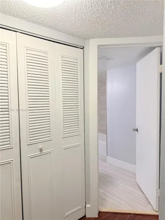 $2,000 | 6280 Northwest 186th Street, Unit 315, Hialeah, FL 33015