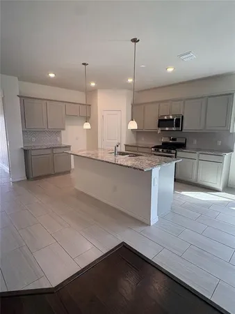 $2,400 | 2836 Desert Lily Lane, Fort Worth, TX 76108