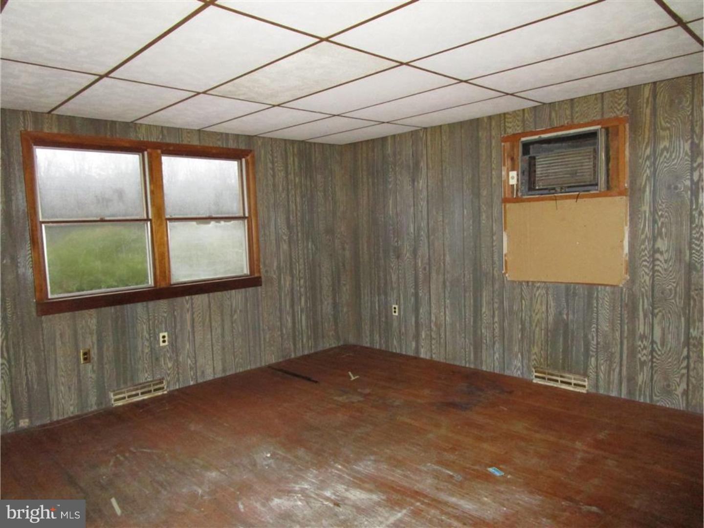 2419 Medford Road Atco, NJ 08004 - Photo 12 of 25 Gallery Image 12