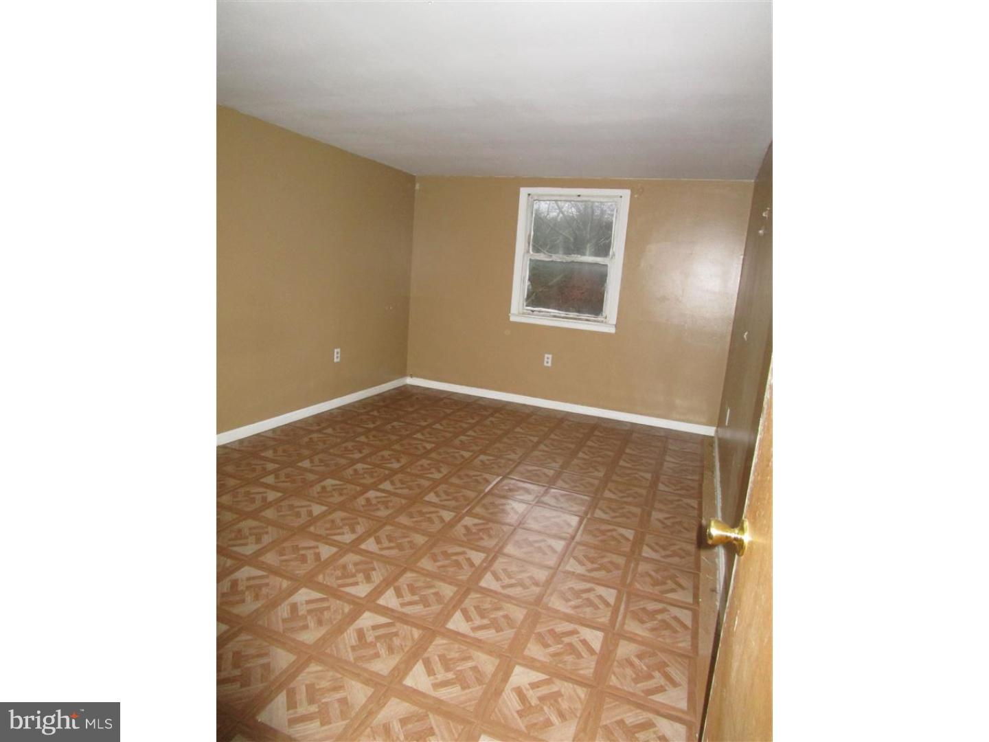 2419 Medford Road Atco, NJ 08004 - Photo 18 of 25 Gallery Image 18