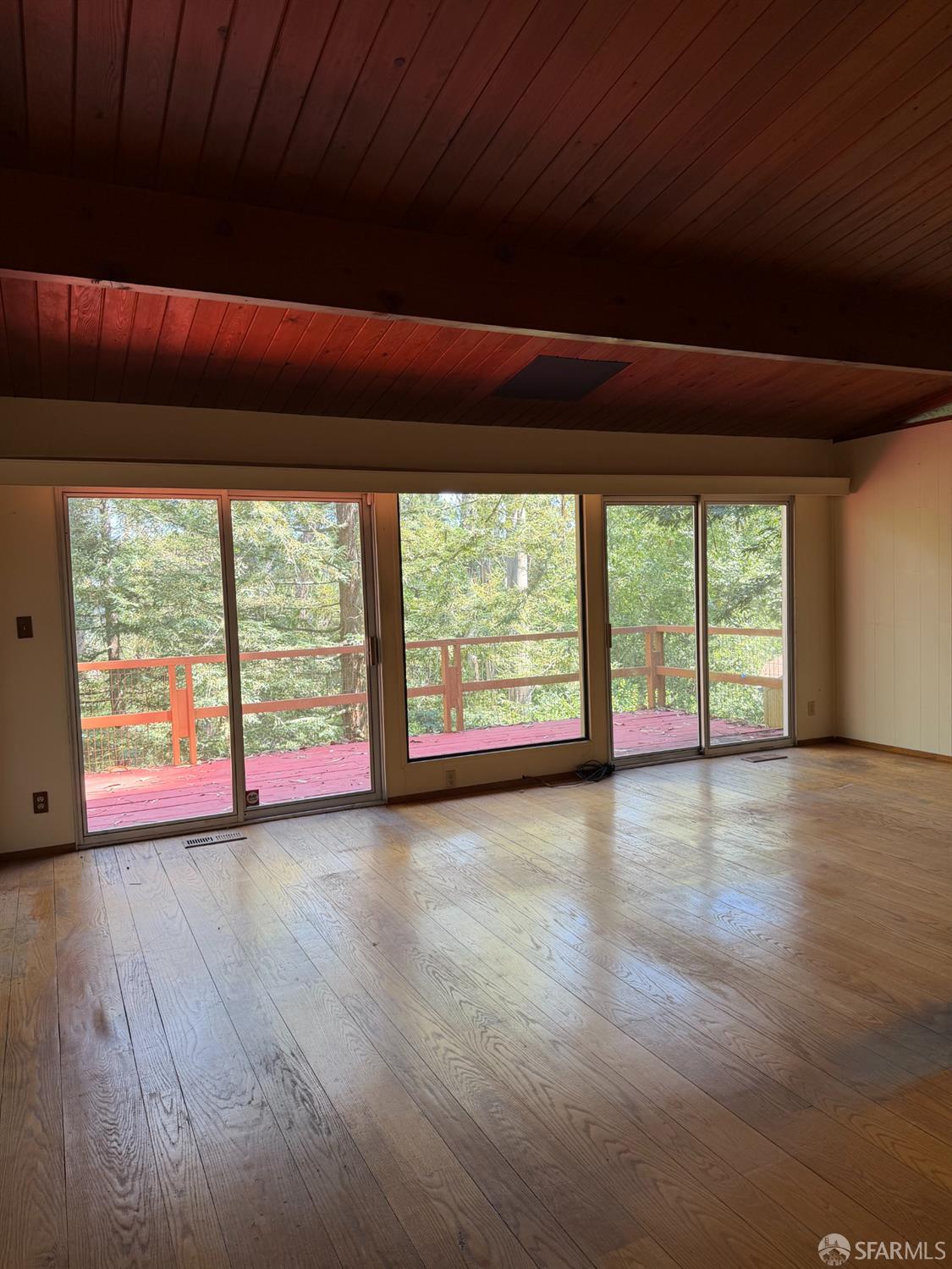 7101 Pinehaven Road Oakland, CA 94611 - Photo 9 of 45