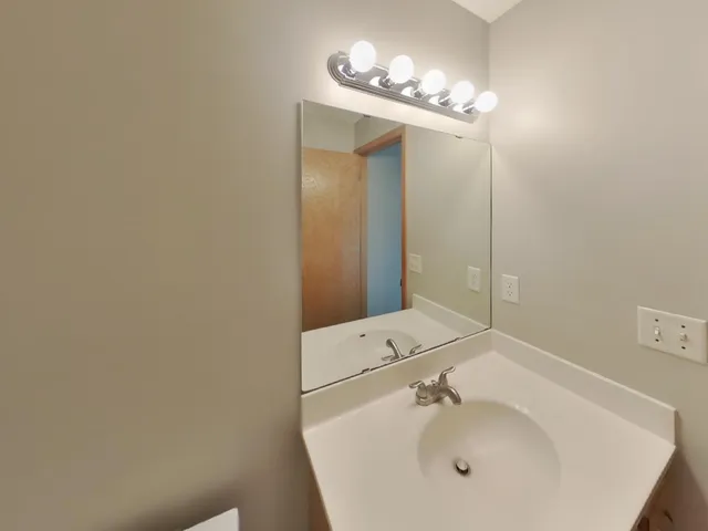 $2,199 | 3649 Kahler Drive Northeast, St. Michael, MN 55376