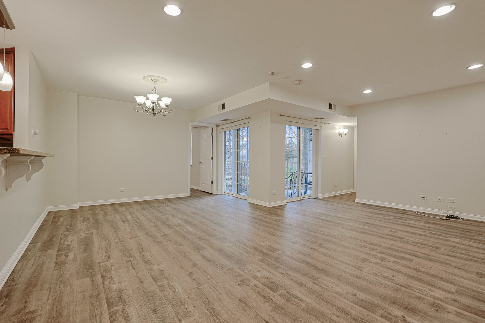 768 North Gary Avenue, Unit 103 Carol Stream, IL 60188 - Photo 11 of 24